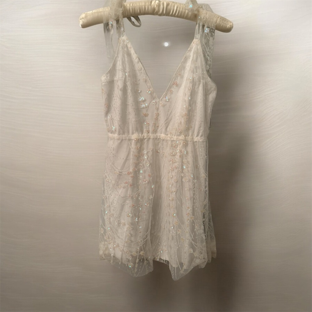 Lucy in the Sky Dress Embellished Mesh Mini Dress White Ivory XL
